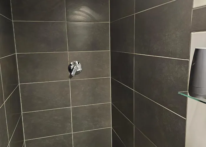 200qm Work And 4 Schlafzimmer Jedes Mit Eigenem Badezimmer, Neu Modernisiert Eschweiler