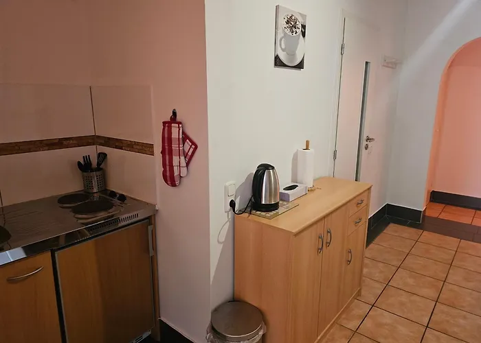 Lejlighed 200qm Work And 4 Schlafzimmer Jedes Mit Eigenem Badezimmer, Neu Modernisiert *