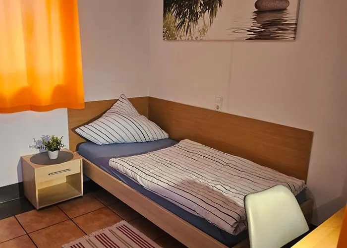 200qm Work And 4 Schlafzimmer Jedes Mit Eigenem Badezimmer, Neu Modernisiert