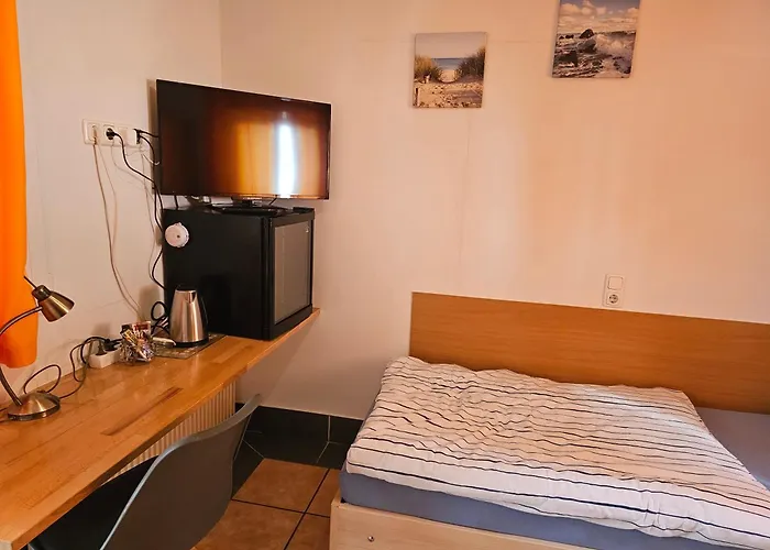 Lejlighed 200qm Work And 4 Schlafzimmer Jedes Mit Eigenem Badezimmer, Neu Modernisiert Eschweiler